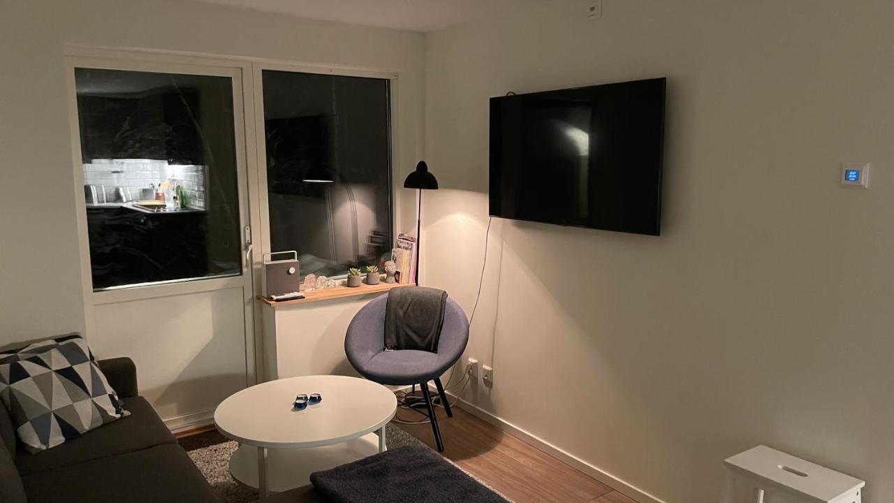 Areskutans Laegenhet Med Laddning Foer Bil 22Kw Apartman Husa Kültér fotó